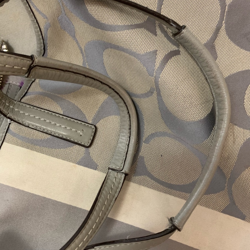 Coach tote - Picture 7 of 7